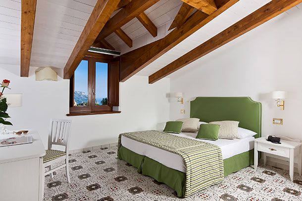 Bed & Breakfast Villa Maria Pogerola di Amalfi Camera Deluxe Terrazzo Calla